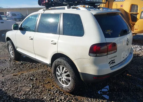 2009 Volkswagen Touareg 2 V6 Tdi z USA, uszkodzony, nr VIN WVGFM77L69D035120